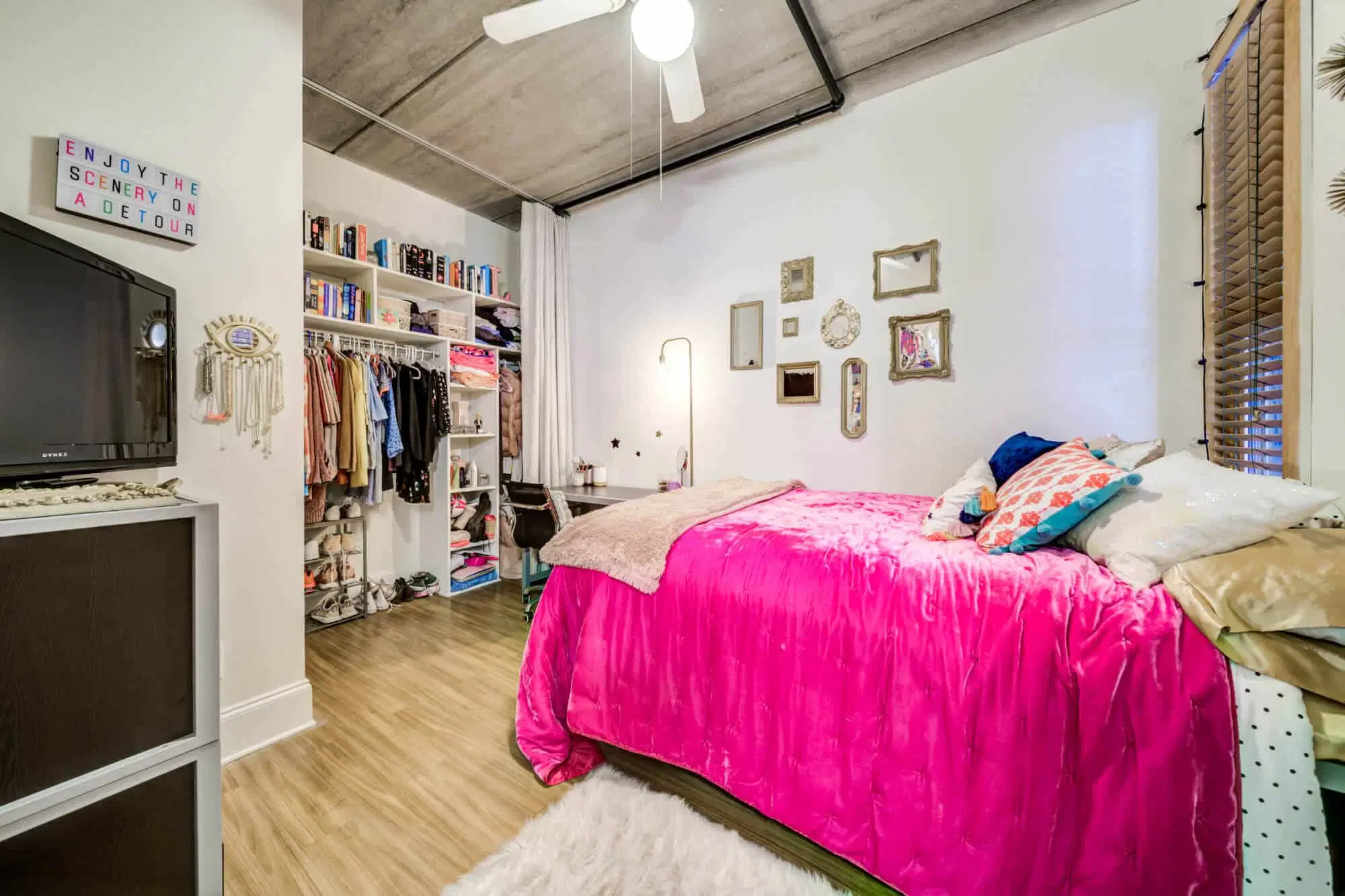 The Warehouse, Chapel Hill – Private Room (2 Bed - 1 Bath)