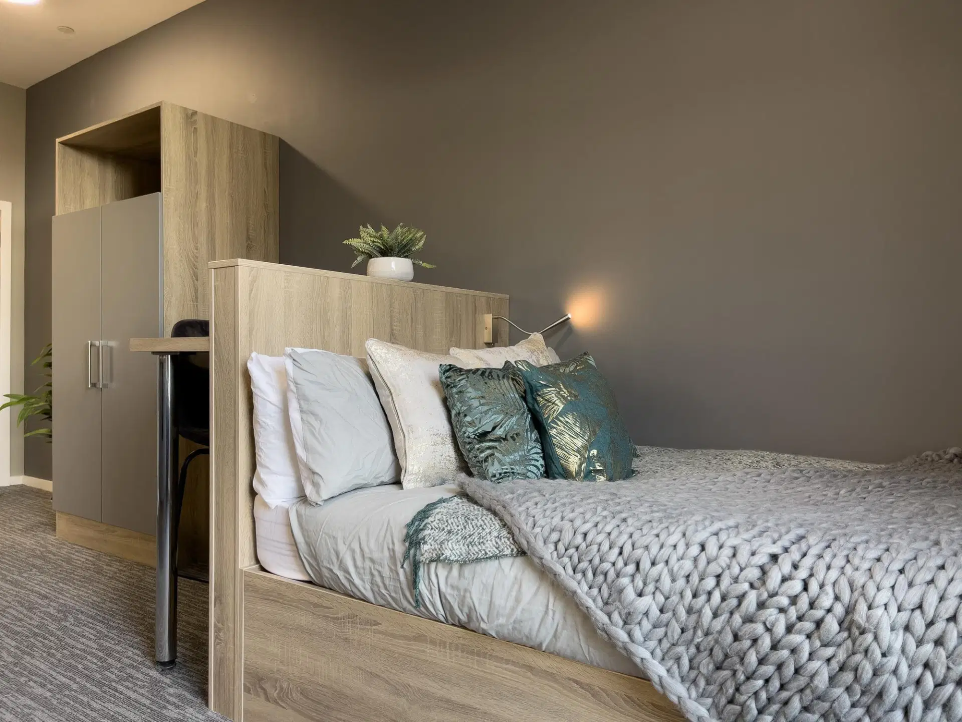 Justice Mill Studios, Aberdeen – Bronze Plus Studio