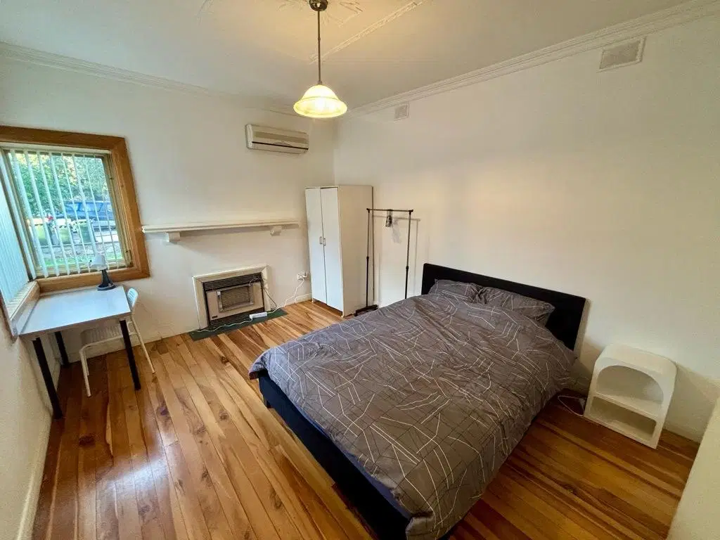 Room in a 4 Bedroom Apartment, 32 Dartmouth Street, West Croydon, City of Charles Sturt, 5008 – Bedroom 2