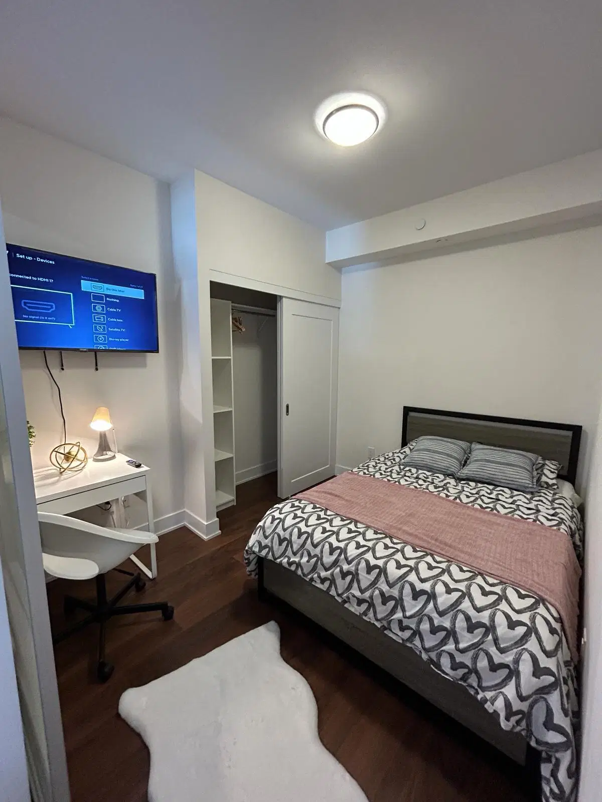 Liwinco Yorkville, Toronto – Private Basic | ON M5R 1B9 | 1107