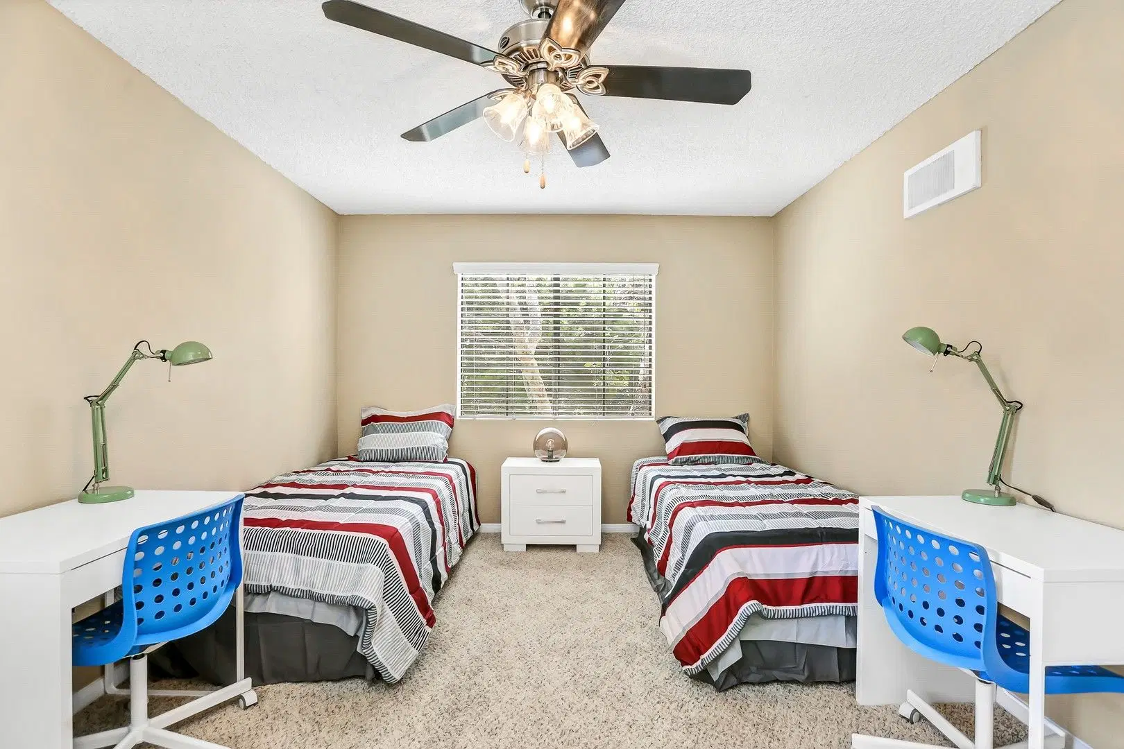 7524 Charmant Dr, San Diego