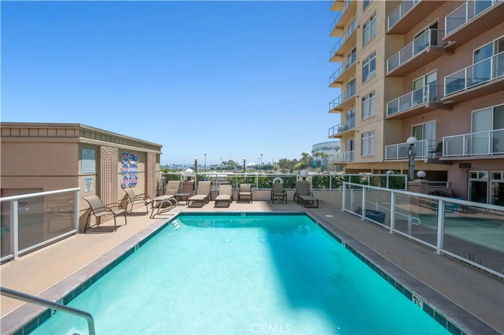 488 E Ocean Blvd, Long Beach – Amenities