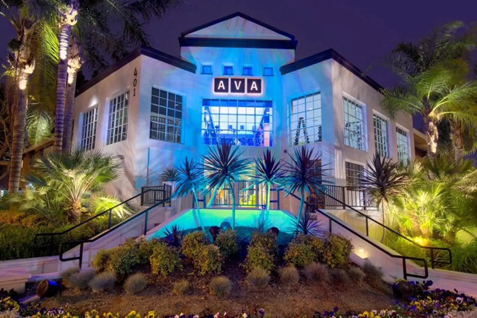 4221 Kling Street, Los Angeles – Exterior